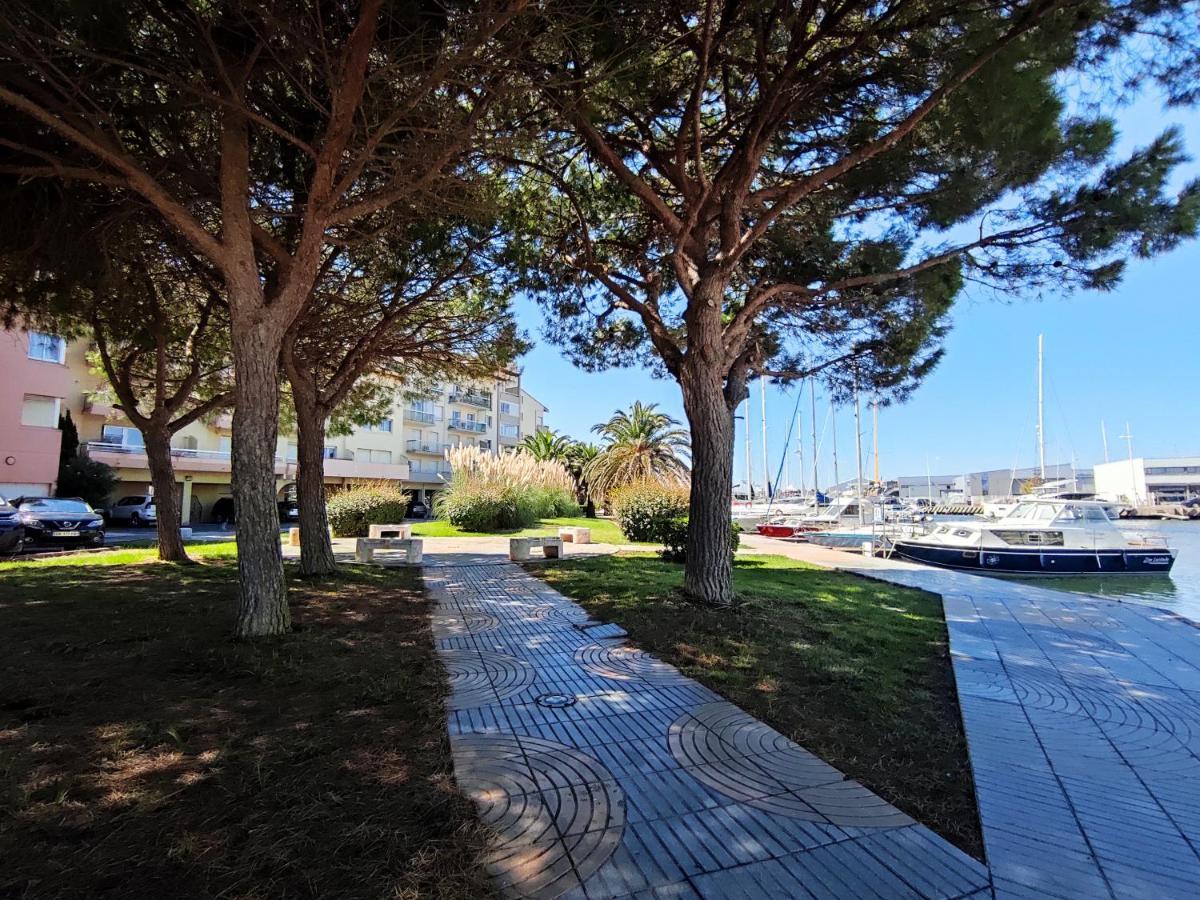 Magnifique T2 Au Calme Avec Une Superbe Vue Sur Le Port 카네트 외부 사진
